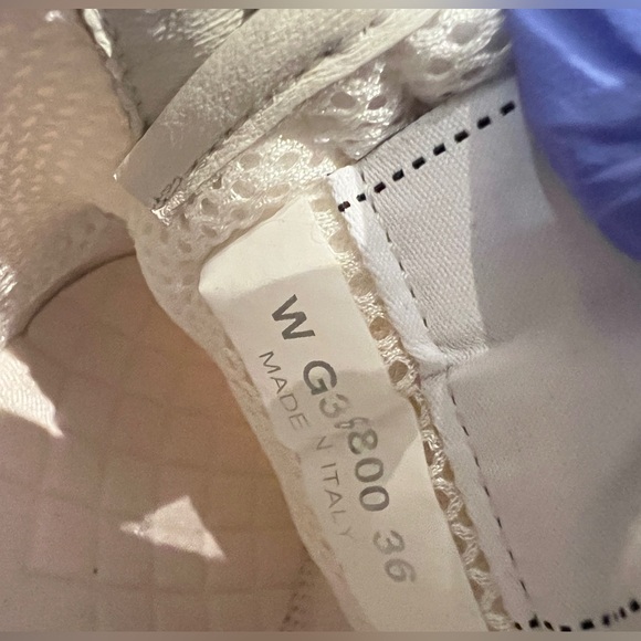 Very good condition Chanel trainers - Picture 10 of 12